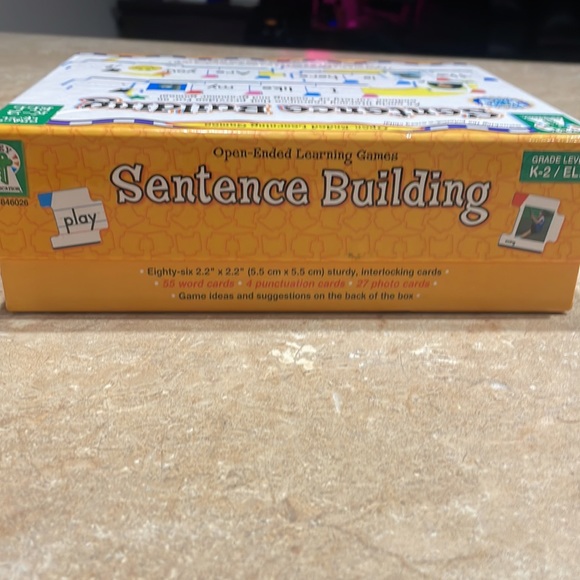 Sentence Building puzzle - Picture 4 of 7